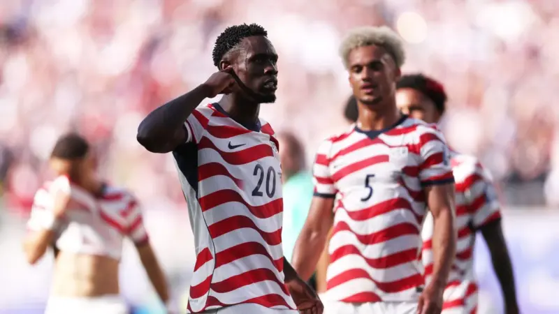 USA advance in World Cup despite Balogun red card against Bosnia-Herzegovina