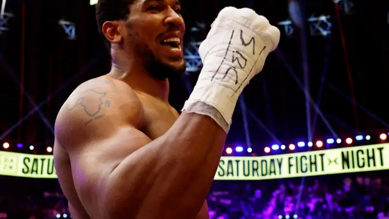 Joshua faces questions after Prenga fight, Fury’s performance uninspiring