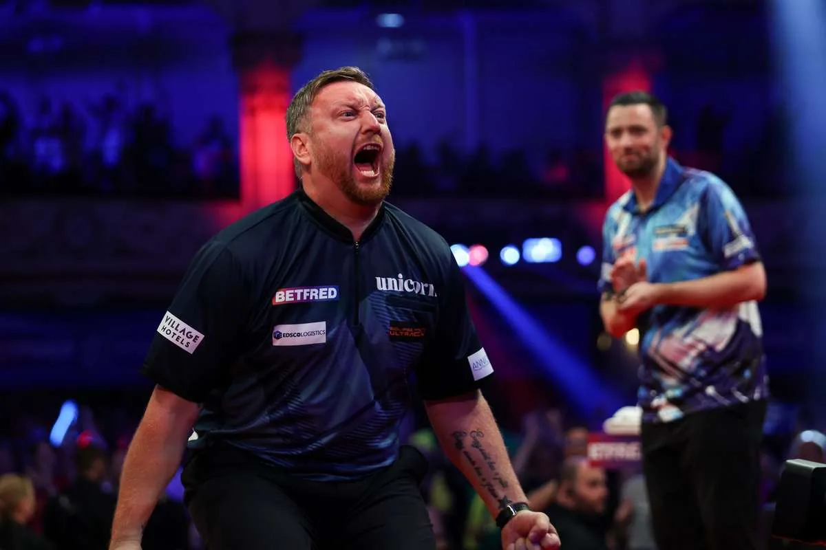 Blackpool: Cameron Menzies stuns Luke Humphries in World Matchplay first round