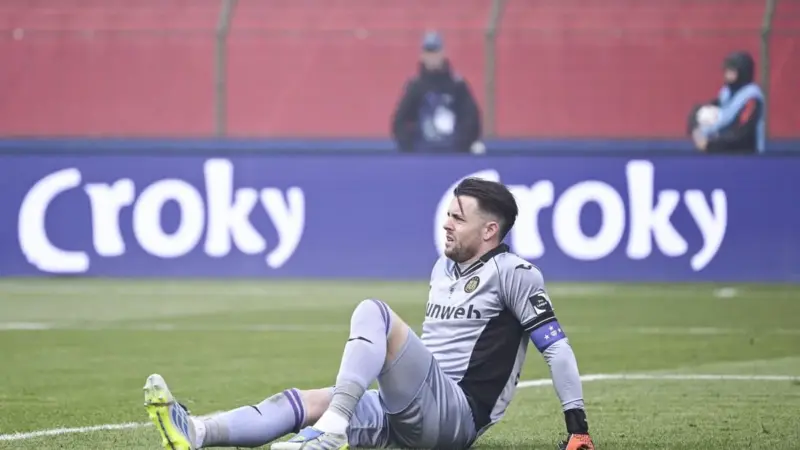 English football to trial new rule for goalkeeper tactical timeouts image 1