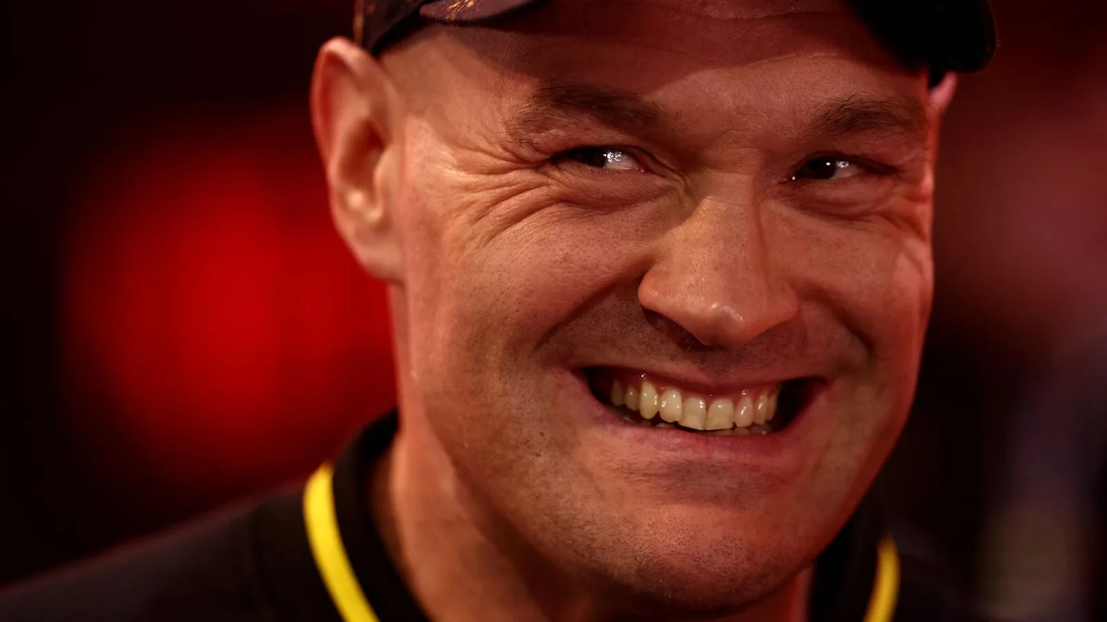 Tyson Fury Weighs Lighter for Mariusz Wach Fight in Thailand Tune-Up