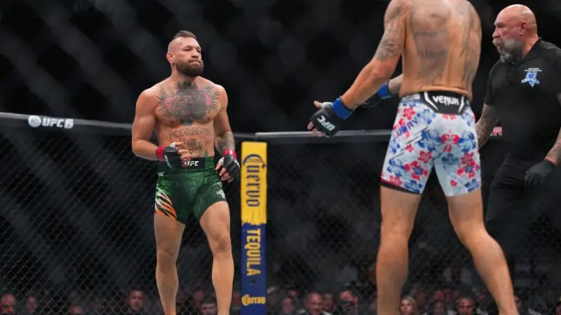 Las Vegas: Conor McGregor’s UFC comeback ends in 69 seconds due to knee injury