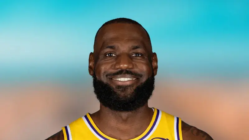 LeBron James thanks LA Lakers ahead of free agency exit image 1