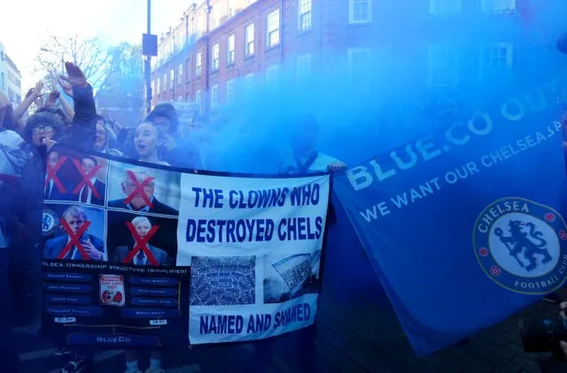 Fan anger towards the Chelsea ownership can’t have been the best job advert for Alonso